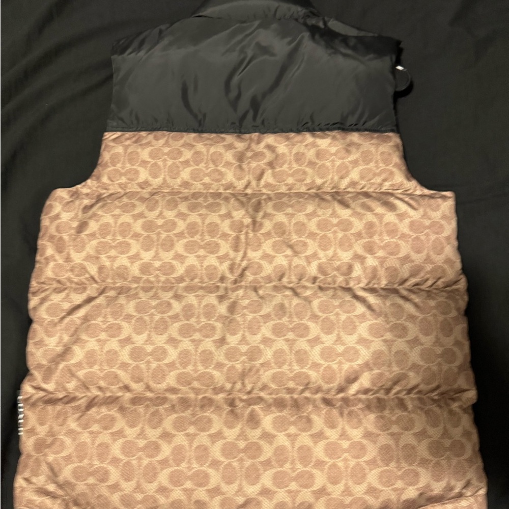 Coach vest, beige size small
